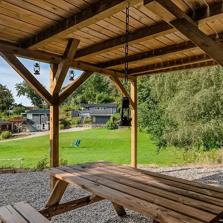 Gjurgja - 100m From The Sea By Interhome